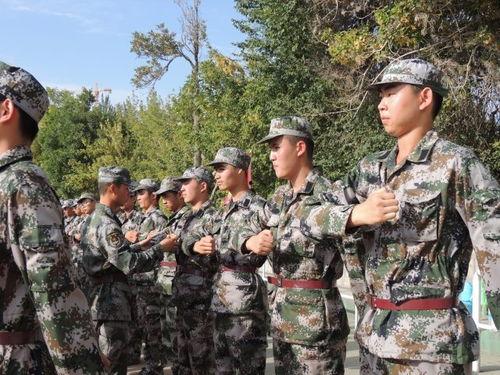 最新军训爆料文案,揭秘最新爆料背后的热血瞬间